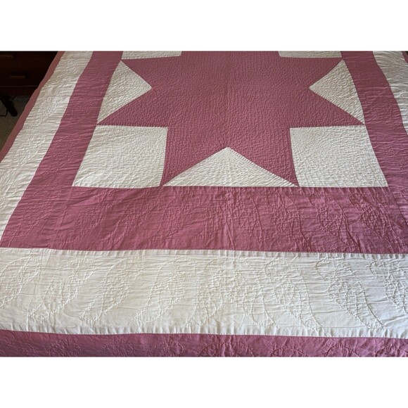 Queen Handmade Star & Angel Wings Quilt 63" x 80" Amazing Detailed Hand Quilting - Picture 8 of 16